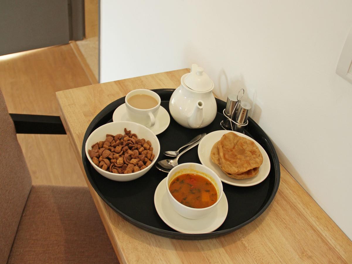 Oyo 13089 Hotel Gold Crest Navi Mumbai Esterno foto